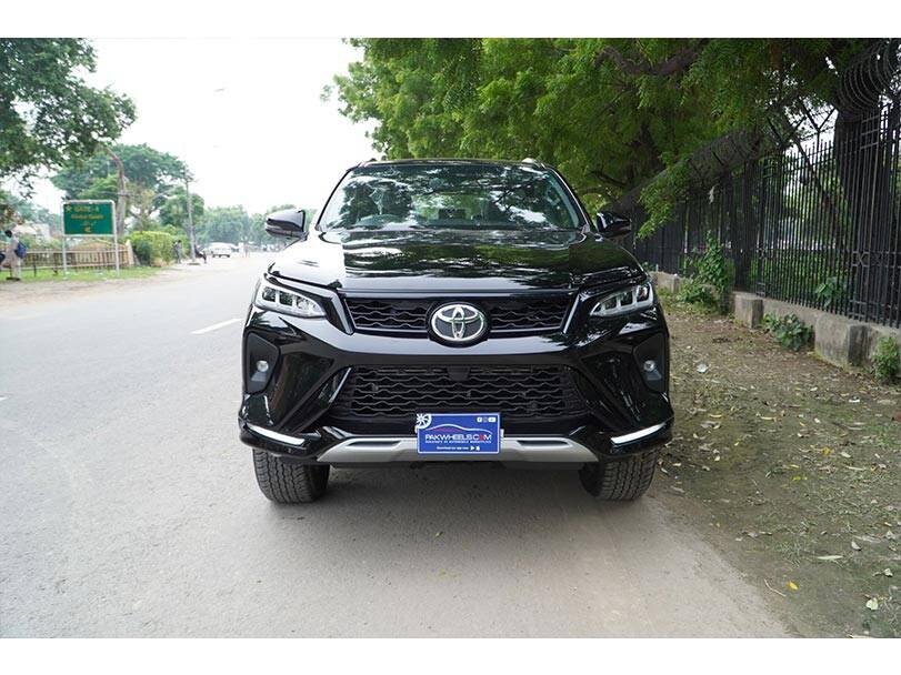 Toyota Fortuner 2025 Exterior Front