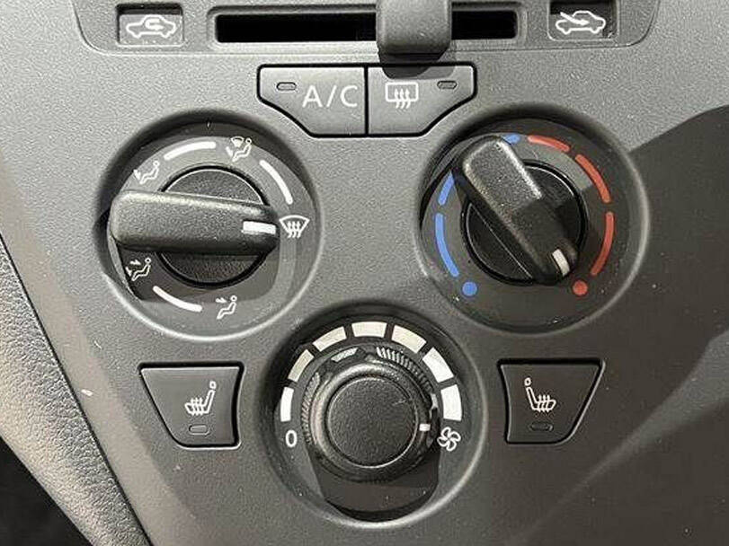 Mitsubishi Ek Wagon Interior 