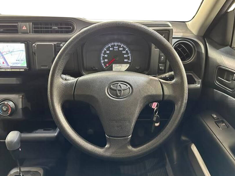 ٹویوٹا پروباکس Interior 